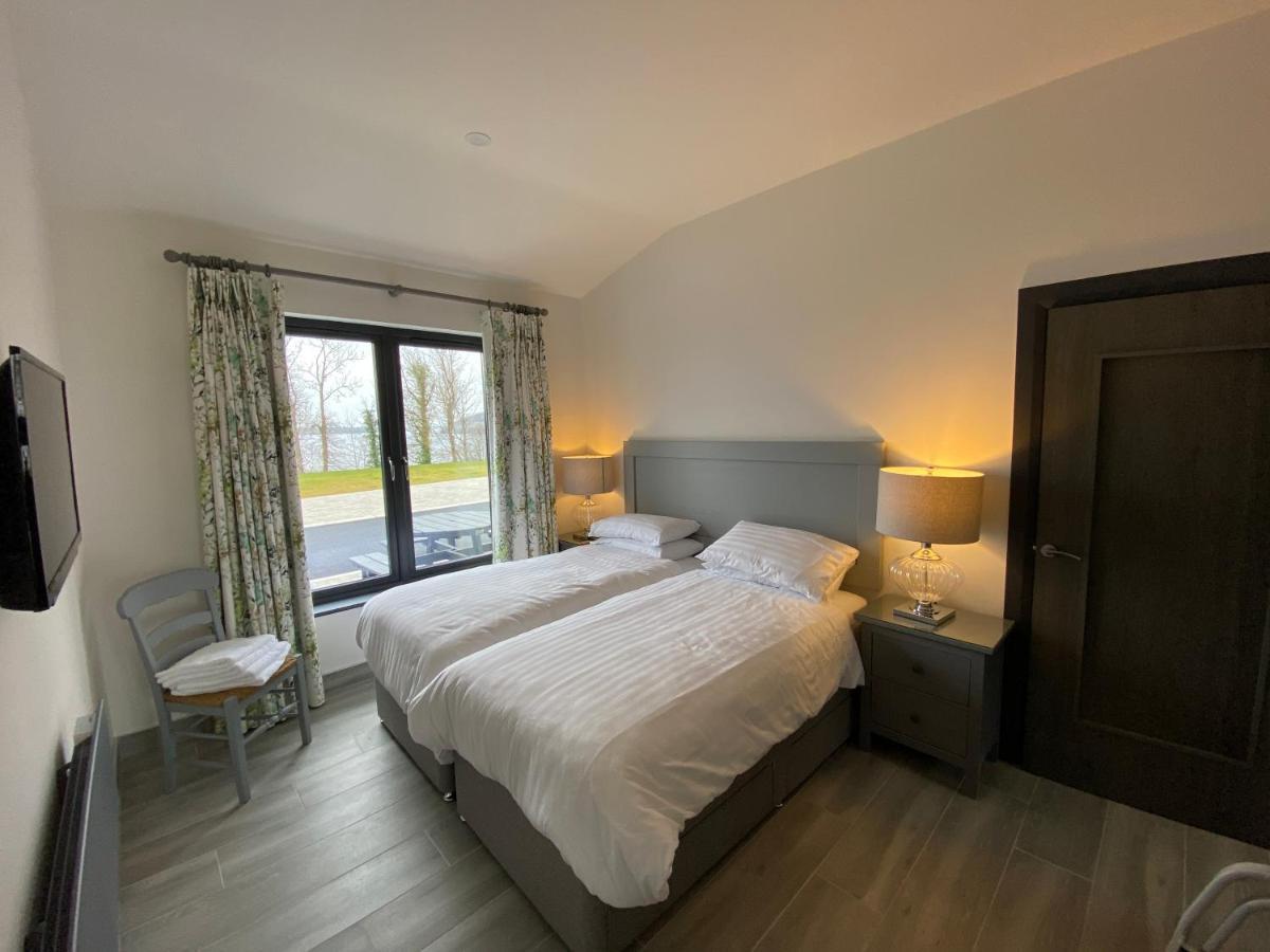 Tullybay Holiday Lodges Enniskillen Zewnętrze zdjęcie