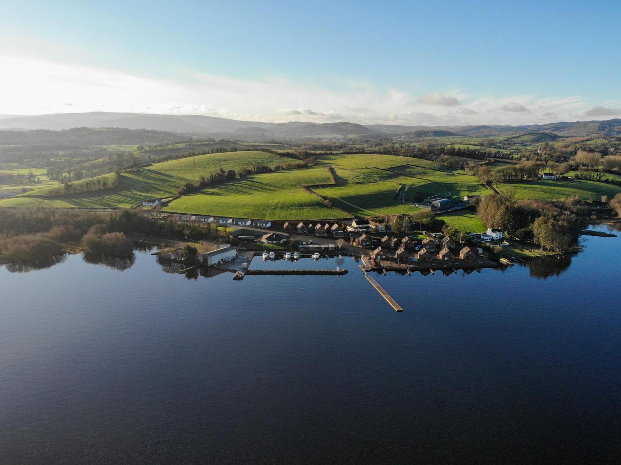 Tullybay Holiday Lodges Enniskillen Zewnętrze zdjęcie