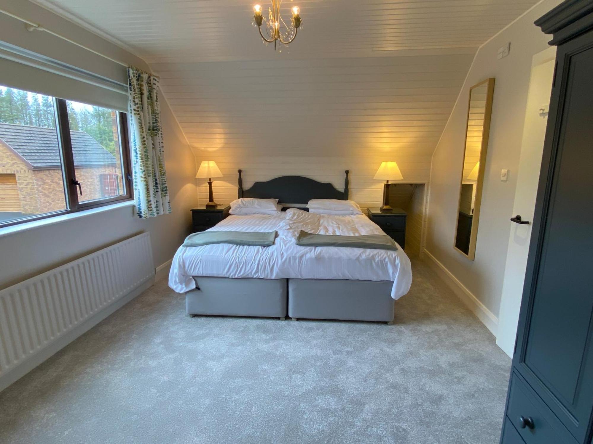 Tullybay Holiday Lodges Enniskillen Zewnętrze zdjęcie