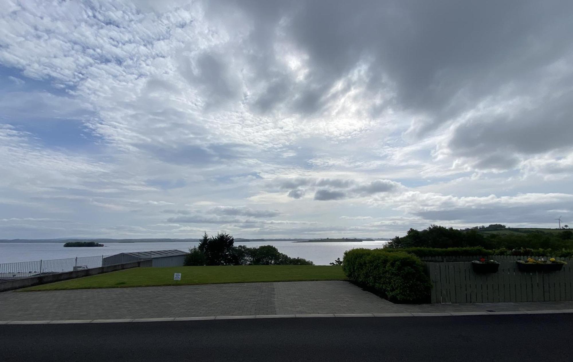 Tullybay Holiday Lodges Enniskillen Zewnętrze zdjęcie